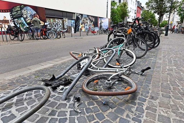 Zerstrte Fahrrder an der Moltkestrae  | Foto: Thomas Kunz