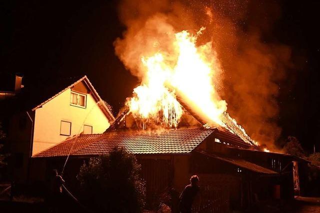 Brände in Schwanau-Allmannsweier und Neuried-Dundenheim