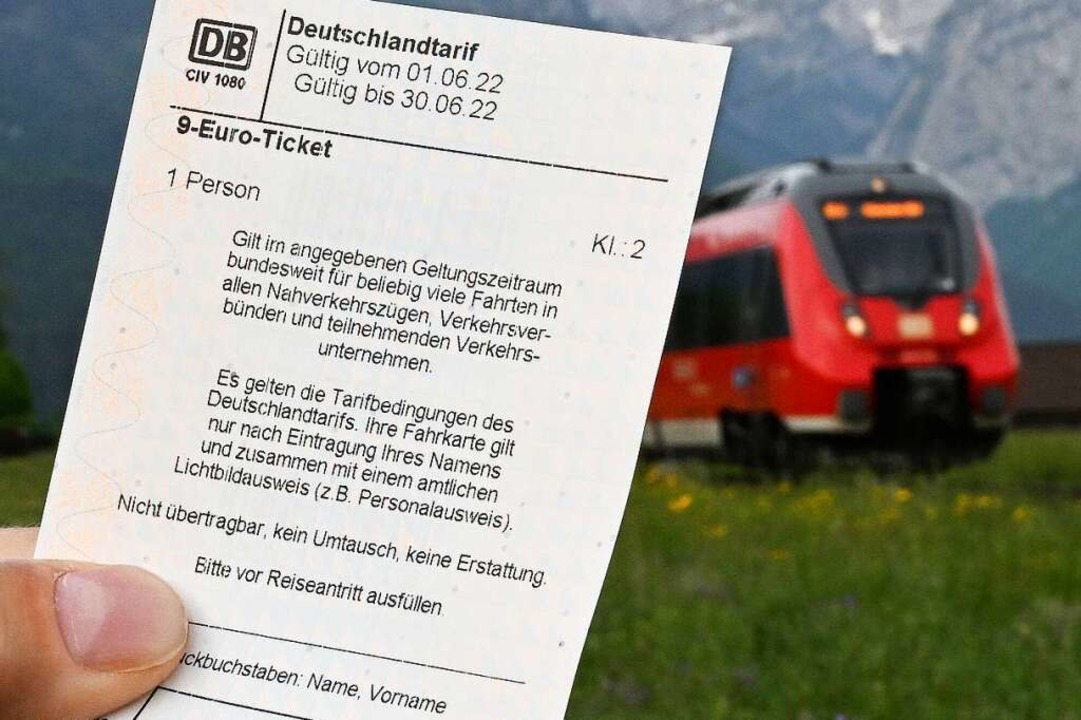 Ist das 9-Euro-Ticket eine Chance für die Entdecker von Bahn-Nebenstrecken?  | Foto: Angelika Warmuth (dpa)