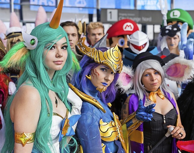 Bunte Kostme gehren zum Bild bei der Fantasy Basel.  | Foto: FANTASY BASEL - The Swiss Comic Con