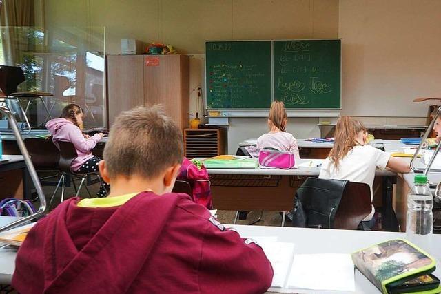 An einer Schule in Bad Sckigen gibt es eine Deutschlerngruppe fr geflchtete Grundschler aus der Ukraine
