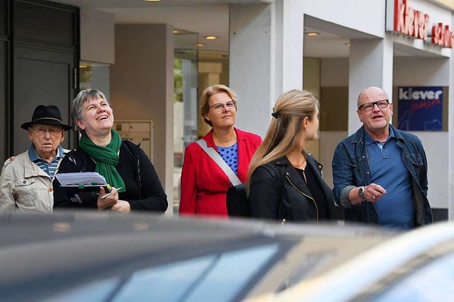 Marion Ziegler-Jung (zweite von links)...ert ihren Optimismus so schnell nicht.  | Foto: Juri Junkov