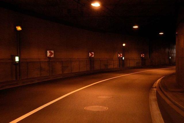 An Pfingsten drohen in Freiburg Staus wegen Sperrung der B31-Tunnel