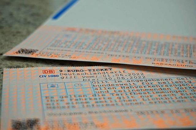 Das 9 Euro-Ticket sorgt im Hochschwarzwald fr Stress am Schalter