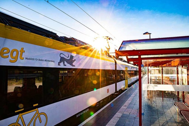 Ab 1. Juni kann man gnstig in der Bah...a am Bahnhof in Gottenheim einsteigen.  | Foto: Hubert Gemmert