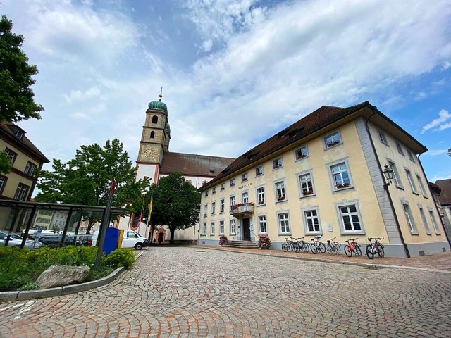 In der Bad Sckinger Stadtverwaltung s...dnet. Es gibt jetzt fnf Fachbereiche.  | Foto: Lisa Petrich