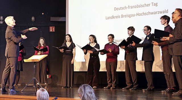 Musikalischer Beitrag beim deutsch-franzsischen Treffen in Neuenburg  | Foto: Karl-Heinz Schillinger