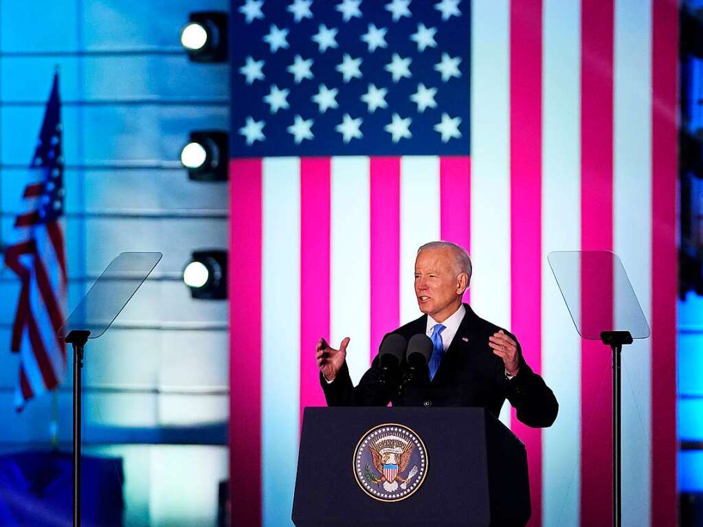 26. Mrz: US-Prsident Biden greift Putin in seiner Warschauer Rede scharf an.