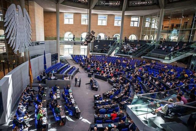 Bundestag beschließt Grundgesetzänderung zu Sondervermögen Bundeswehr