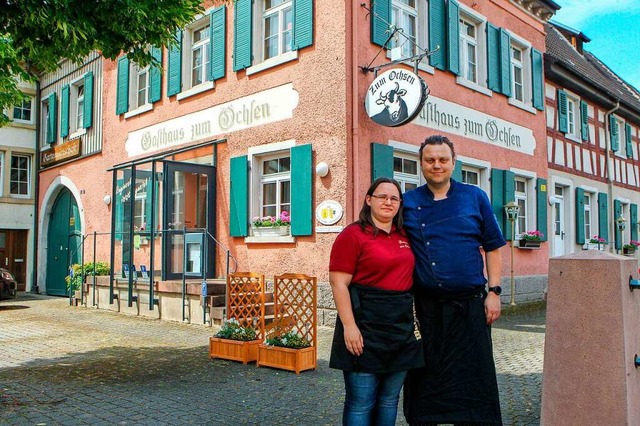 Yvonne und Sven Braunstein haben das T..., das fast neun Jahre geschlossen war.  | Foto: Daniel Hengst