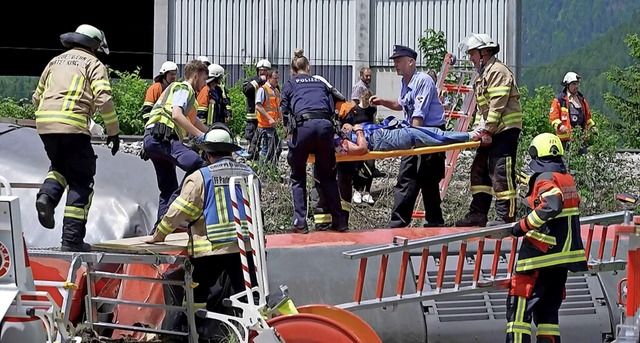 Rettungskrfte am Unfallort bei Garmisch-Partenkirchen   | Foto: MATHIAS HEINE (AFP)