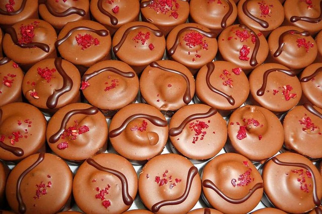 Die Himbeertrffel von der Schokoladen...ur Herget enthalten reines Fruchtmark.  | Foto: Katja Ruhardt