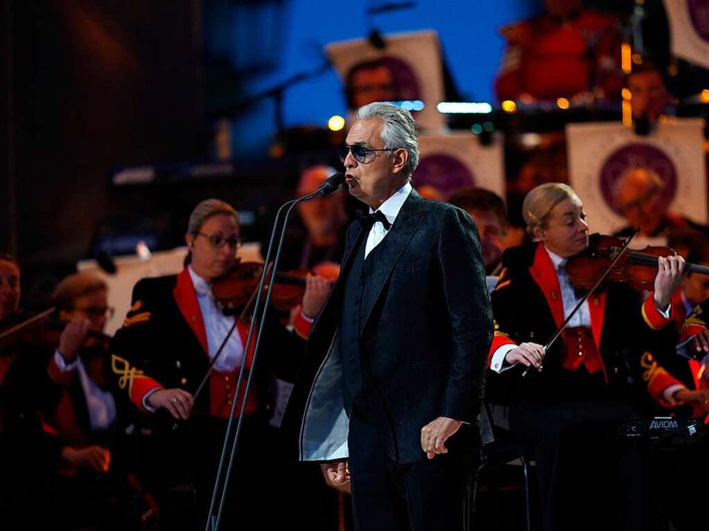 Andrea Bocelli tritt beim Konzert zum Platin-Jubilum von Knigin Elizabeth II. vor dem Buckingham-Palast auf.