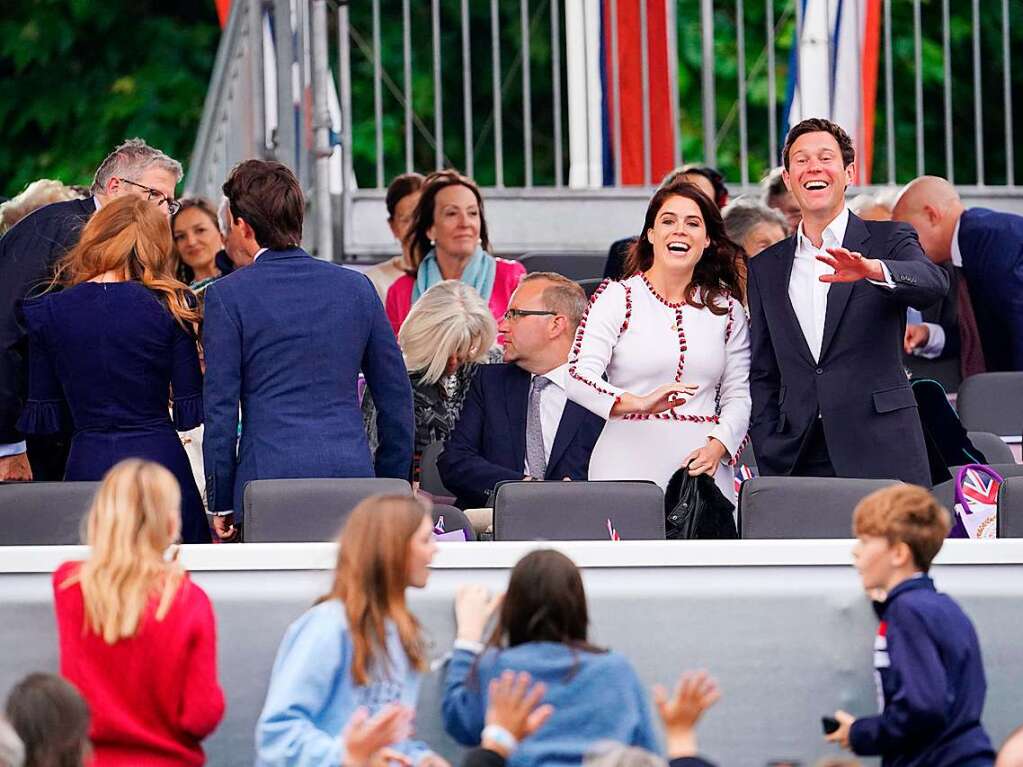 Prinzessin Eugenie und ihr Ehemann Jack Brooksbank besuchen das Konzert zum Platin-Jubilum von Knigin Elizabeth II. vor dem Buckingham-Palast.