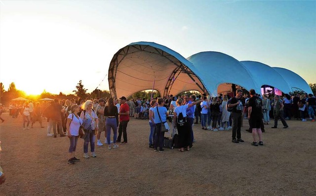 Tolle Stimmung auch rund um die Bhne:...ndesgartenschau in Neuenburg am Rhein.  | Foto: Hans Jrgen Kugler