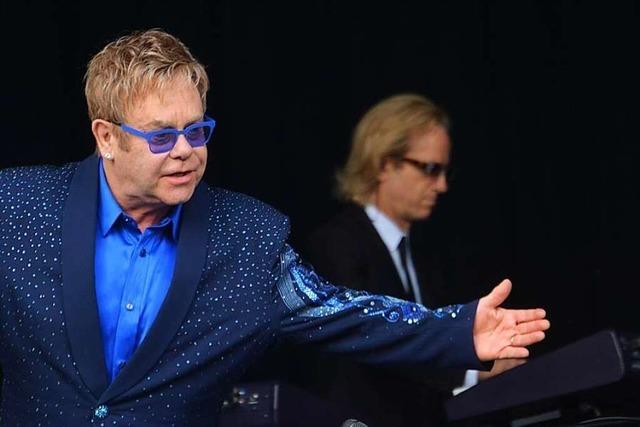 Elton John in Lörrach: Hits, Hits, Hits und eine ungeplante Pause