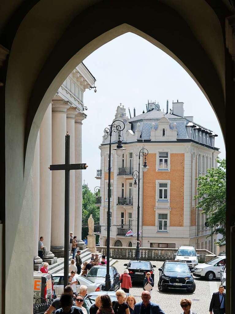 Corona verzgerte auch die Feier zum 25-jhrigen Bestehen der deutsch-polnischen Stdtepartnerschaft: Doch nun konnte wieder eine Staufener Delegation nach Kazimierz Dolny reisen und erlebte die Einweihung des 