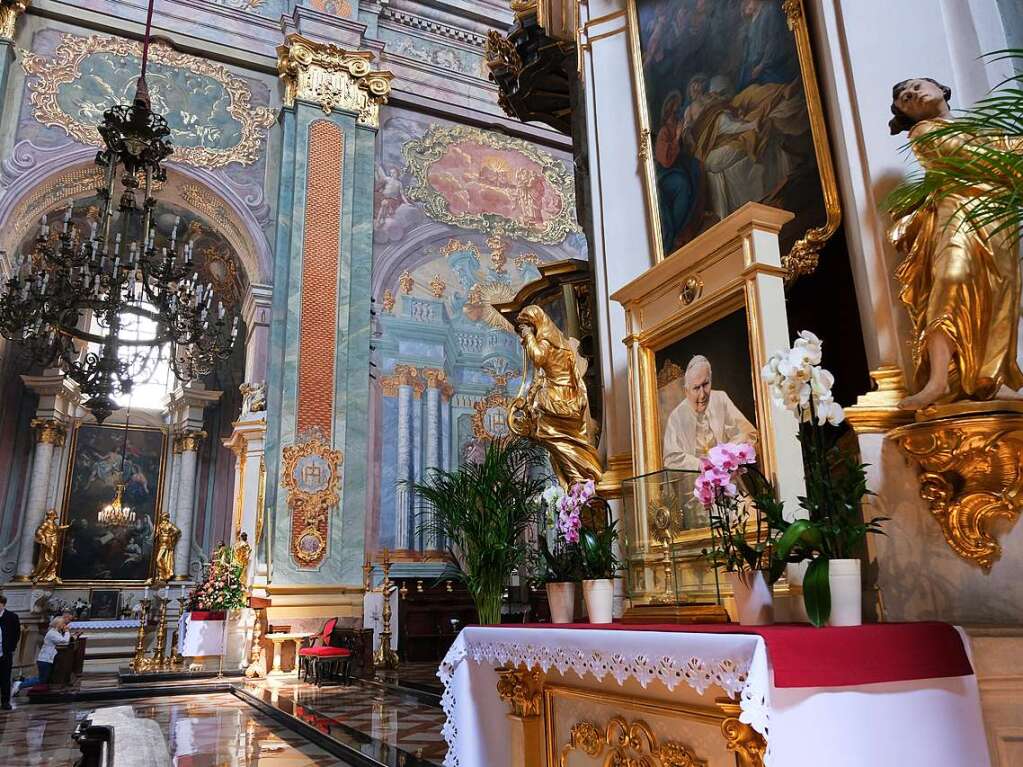 Ausflug nach Lublin, der mit 340000 Einwohnern grten Stadt Polens stlich der Weichsel: Die Hauptkirche des Erzbistums Lublin, der polnische Papst Johannes Paul II. ist noch tief im Gedchtnis seiner Landsleute verankert.