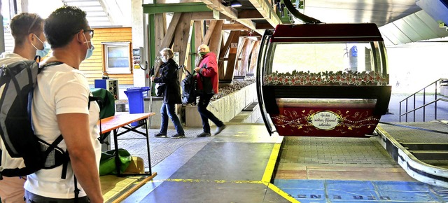 Die Feldbergbahn, die im Sommer wie im...e einzige ihrer Art im Feldberggebiet.  | Foto: Eva Korinth