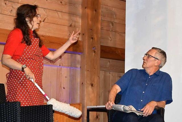 Kleinkunstabend in Breitnau bringt Publikum mit neuem Konzept zum Lachen