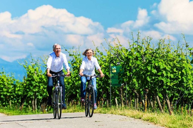 Genieen Sie die Landschaft des Markgr...ands, edle Tropfen und leckere Snacks!  | Foto: Kzenon (stock.adobe.com)