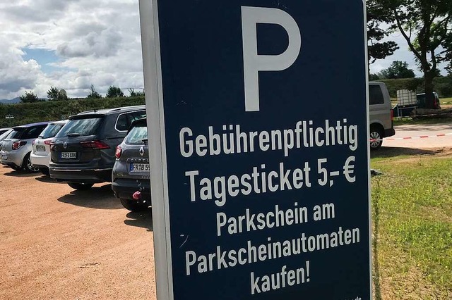 Das Parken kostet Geld, egal ob Tagesbesucher oder Dauerkartenbesitzer.  | Foto: Susanne Ehmann