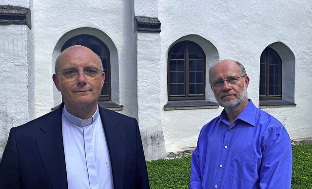 Sprechen ber Gott und die Welt: Thomas Schwartz (links) und Harald Lesch  | Foto: Stefan Schneider (ZDF)