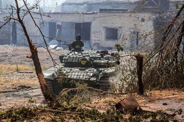 Etwa 10.000 ukrainische Soldaten sind seit Kriegsbeginn getötet worden