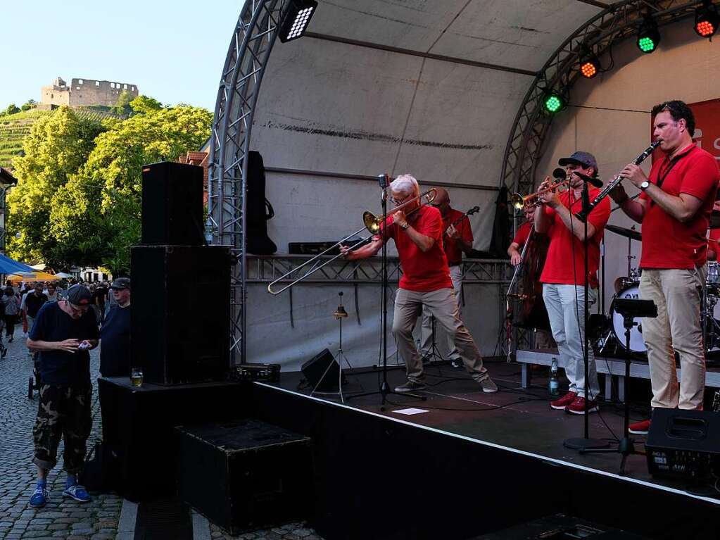 Redhouse Hot Six erffneten das dreitgige Musik- und Genussfestival mit fetzigem Oldtime-Jazz