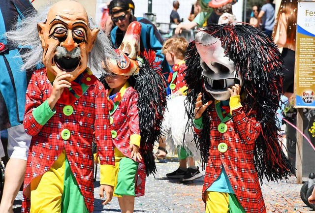 Wenige trauten sich im Hs auf den Umzug wie dieser Narrensome.   | Foto: Barbara Ruda