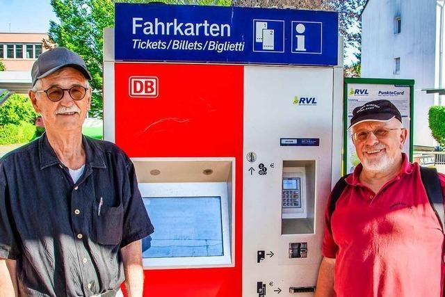 Kurse in Schopfheim sollen Angst vorm Bedienen von Kartenautomaten nehmen