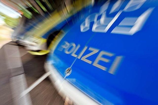 Maskierter Räuber scheitert in einer Apotheke an der Freiburger Hornusstraße