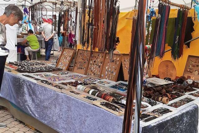 Kunst- und Handwerkermarkt in Hinterzarten lockt mit Handarbeit