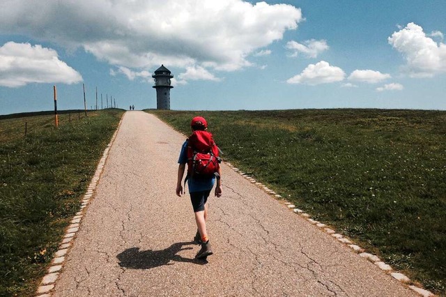 Der Feldbergturm ist sommers wie winters eine Touristenattraktion.   | Foto: Ronja Vattes