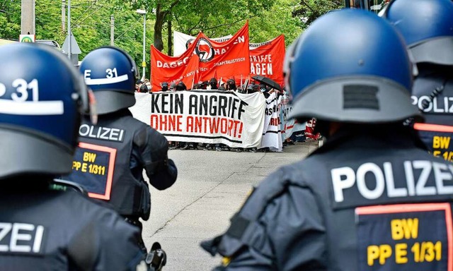 Eine Antifa-Demonstration gegen Rechtsextremismus in Freiburg.  | Foto: Michael Bamberger