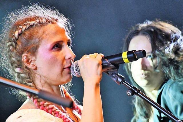 Pussy Riot liefern in Basel einen wtenden und eindrcklichen Auftritt ab