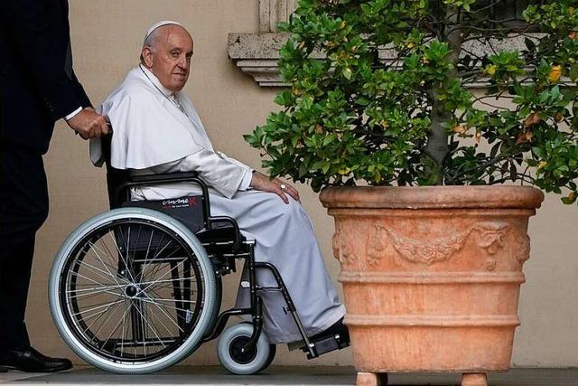 Steht Papst Franziskus vor seinem Rücktritt? Gerüchte deuten darauf hin