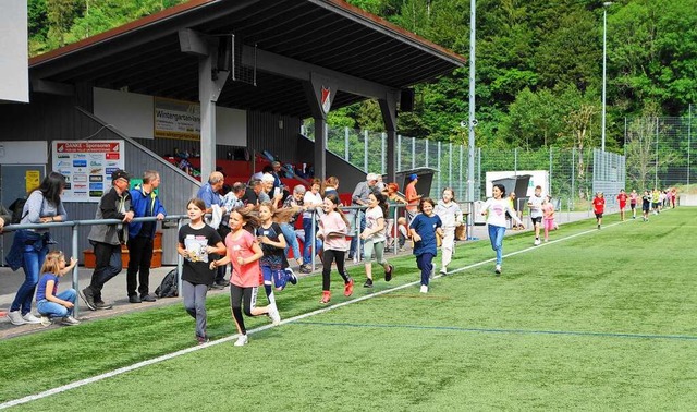 Die Kinder spornten sich gegenseitig zu Hchstleistungen an.  | Foto: Gudrun Gehr