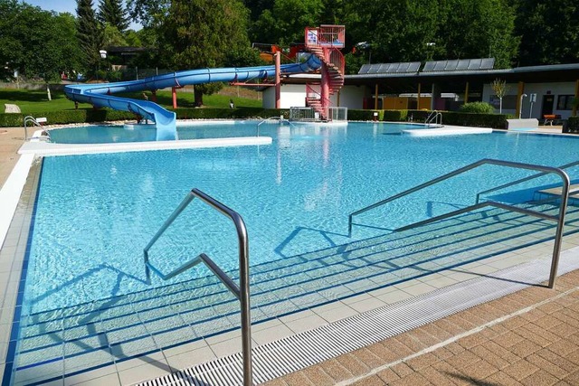 Ruhe vor dem Sturm &#8211; Schwimmmeis...ste warten derweil schon vor der Tr.  | Foto: Victoria Langelott