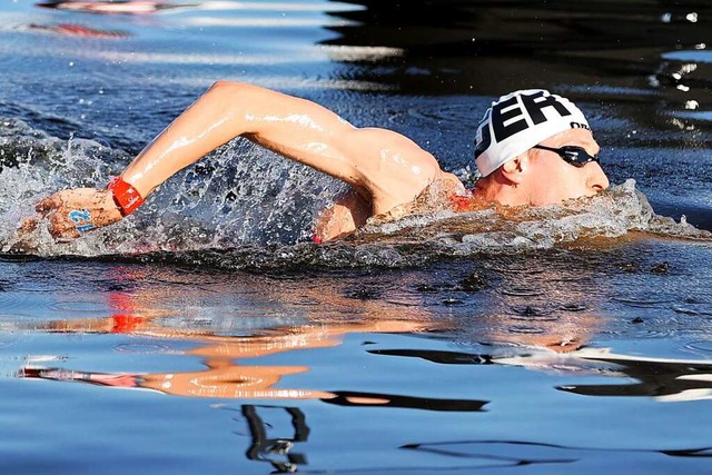 Florian Wellbrock im Wasser  | Foto: Oliver Weiken (dpa)