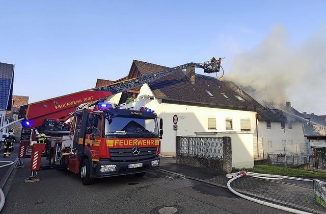 Die Lscharbeiten waren gegen Sonntagmittag beendet.   | Foto: feuerwehr kappel-grafenhausen