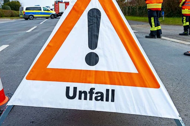 Kurz nach 17 Uhr soll sich der Unfall ereignet haben (Symbolbild).  | Foto: Stefan Sauer (dpa)