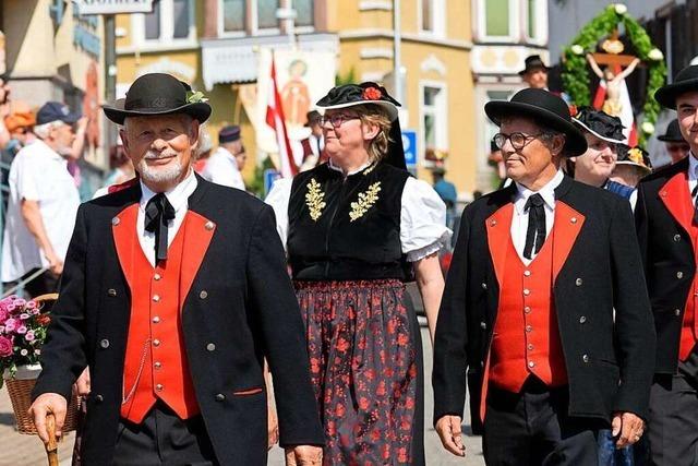 Fotos: Beim Eulogi-Ritt in Lenzkirch waren 117 Pferden dabei