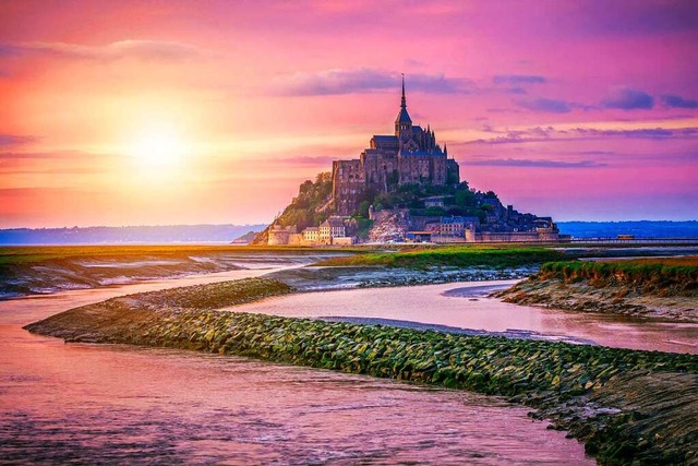 Wahrzeichen der Normandie: der heilige Mont-Saint-Michel  | Foto: DaLiu  Shutterstock.com