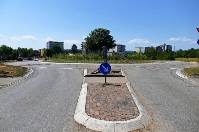 Bis Ende September ist der Kreisverkehr gesperrt  | Foto: Verena Pichler