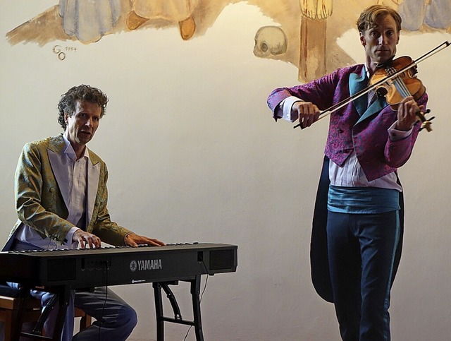 Giovanni Reber und der Pianist Michael Giertz in der Johanneskirche  | Foto: Roswitha Frey