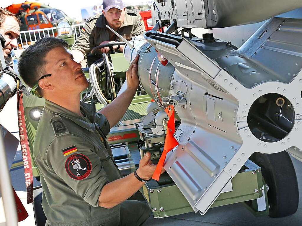 Bei der internationalen Luft- und Raumfahrtausstellung in Berlin dominieren in diesem Jahr militrische Flugzeuge.