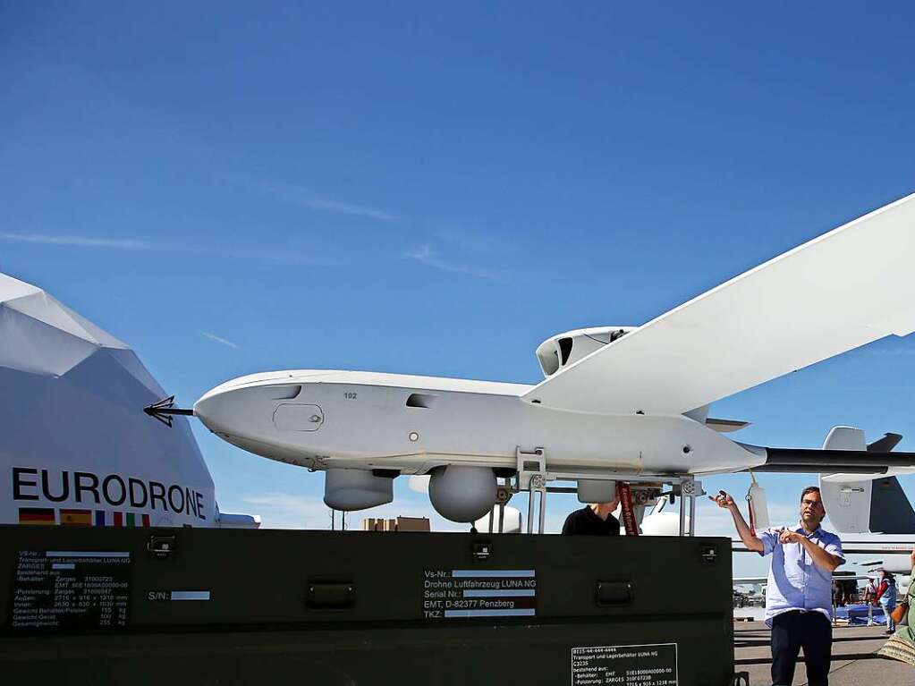 Bei der internationalen Luft- und Raumfahrtausstellung in Berlin dominieren in diesem Jahr militrische Flugzeuge.