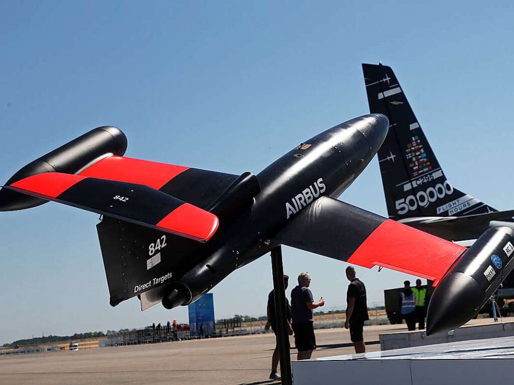 Bei der internationalen Luft- und Raumfahrtausstellung in Berlin dominieren in diesem Jahr militrische Flugzeuge.