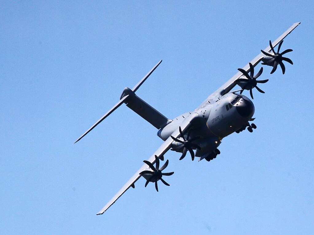 Bei der internationalen Luft- und Raumfahrtausstellung in Berlin dominieren in diesem Jahr militrische Flugzeuge.